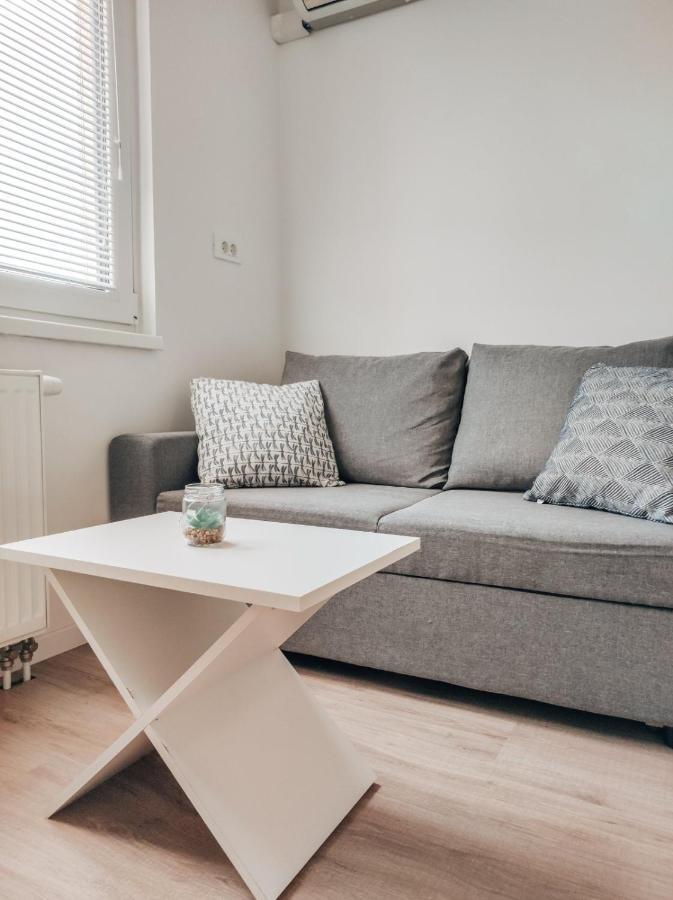 Studio Apartment Sanya Ljubljana Buitenkant foto